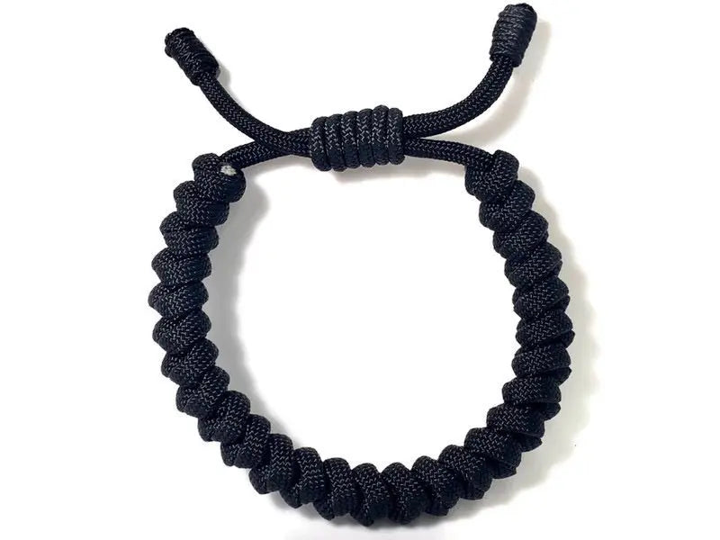 Engineered Jet Black Rope Bracelet – Handmade 550 Paracord Design